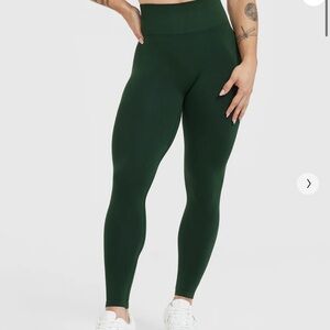 Effortless Leggings in Evergreen